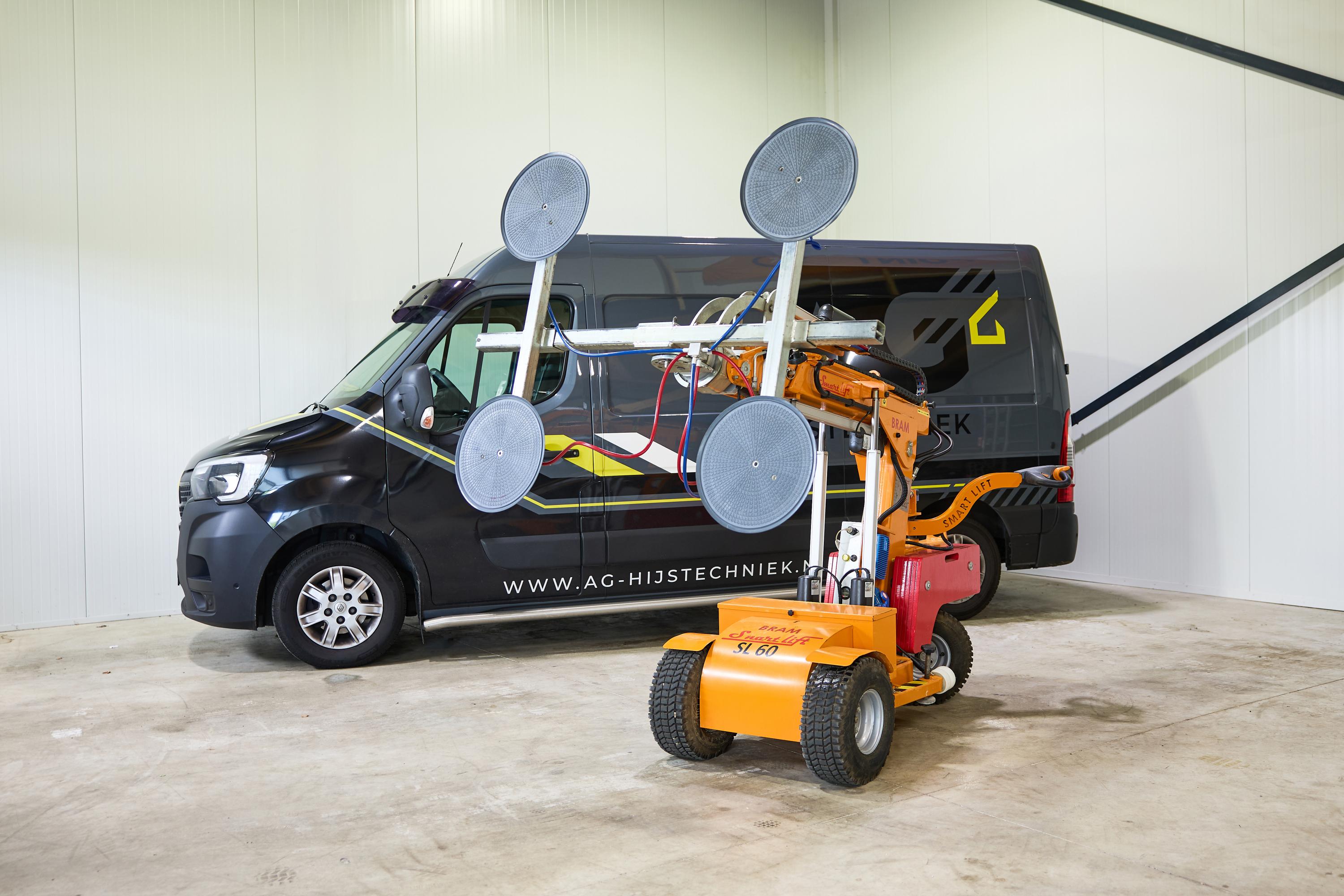 Kracht. Precisie. Compact vermogen.